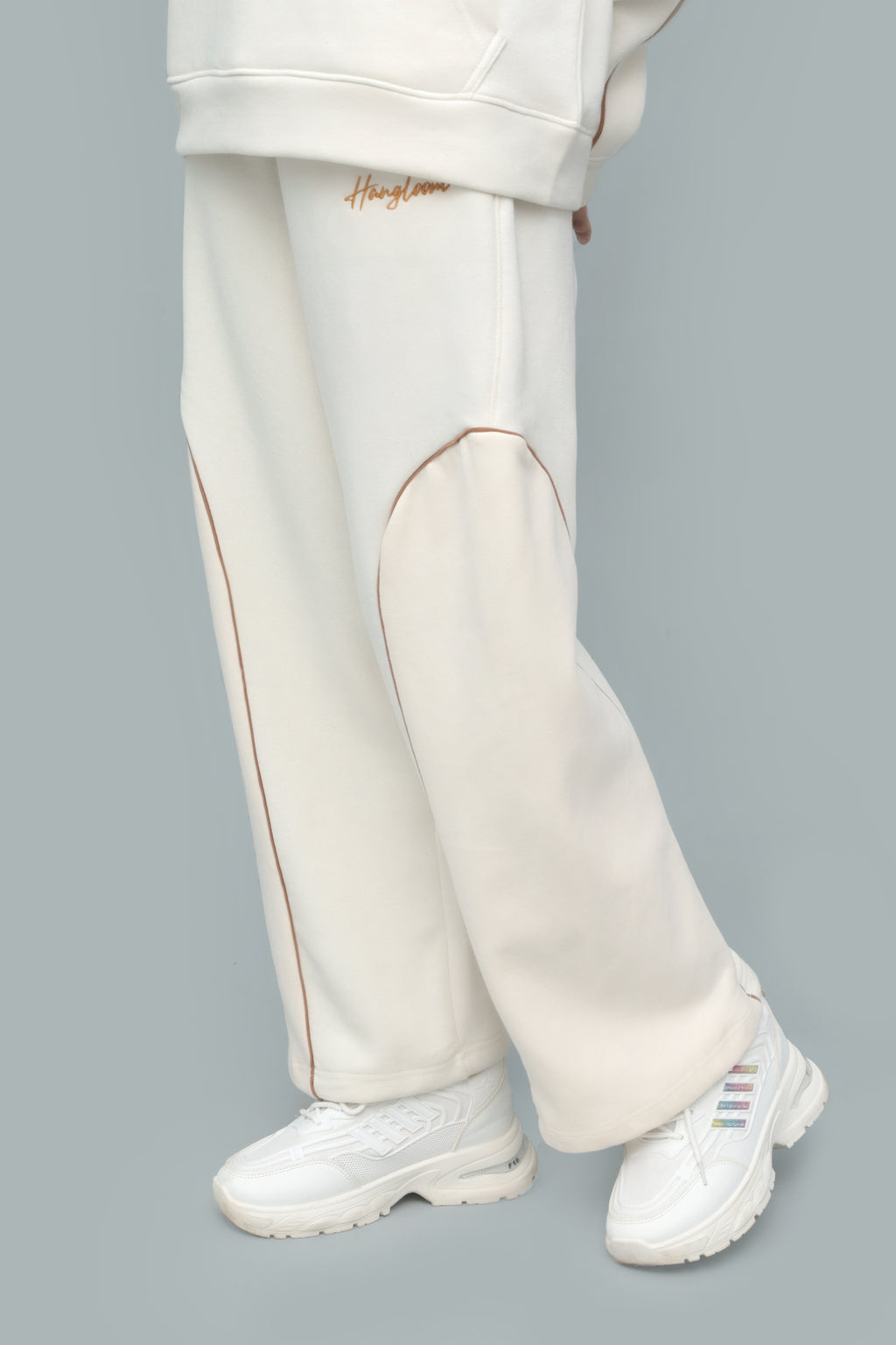 Unisex Beige Baggy Panelled Trousers – Relaxed Fit Streetwear Pants | HANGLOOM