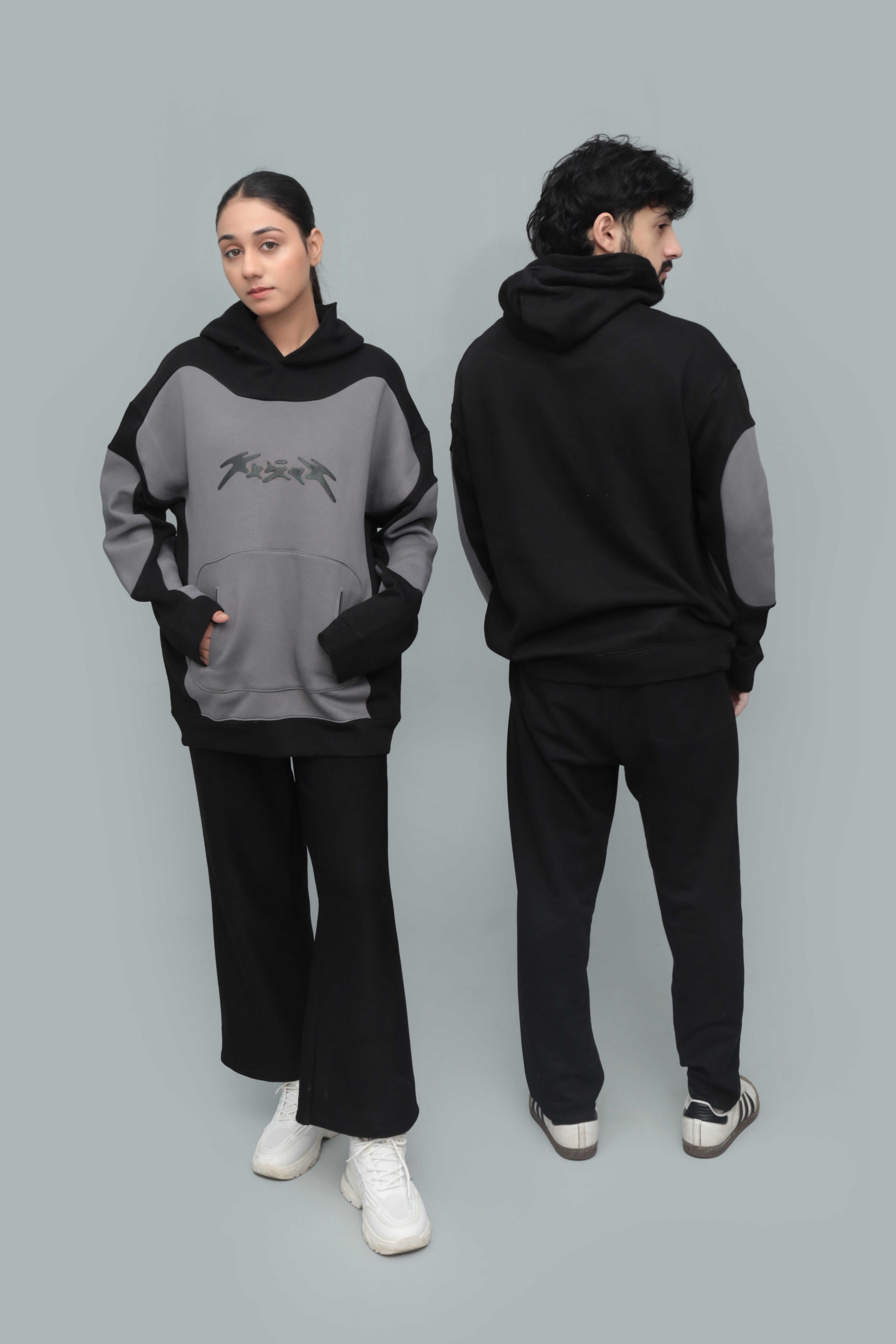 Unisex Black Panelled Baggy Hoodie – 350 GSM Heavy Fleece, Oversized Streetwear | HANGLOOM