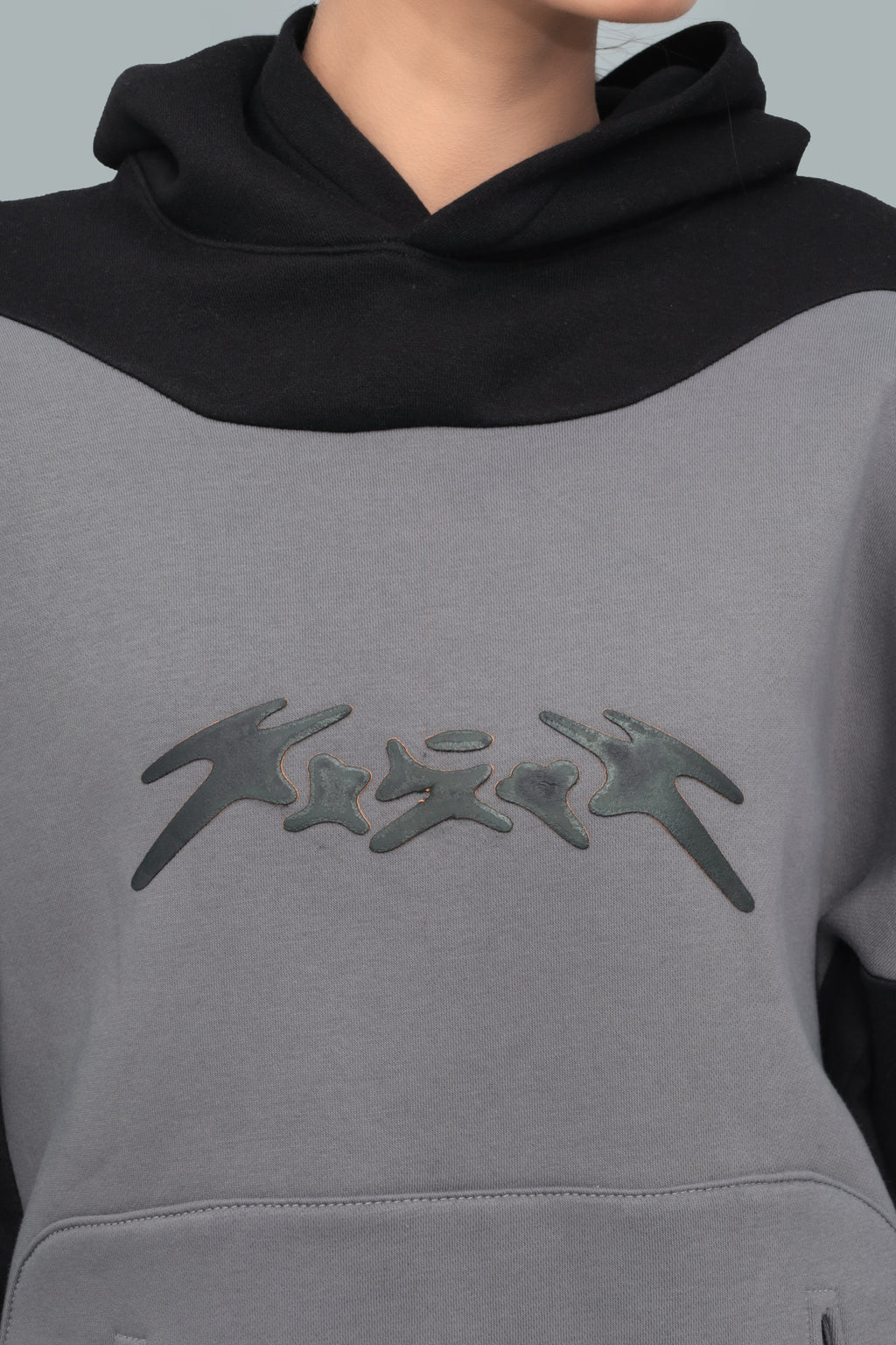 Unisex Black Panelled Baggy Hoodie – 350 GSM Heavy Fleece, Oversized Streetwear | HANGLOOM