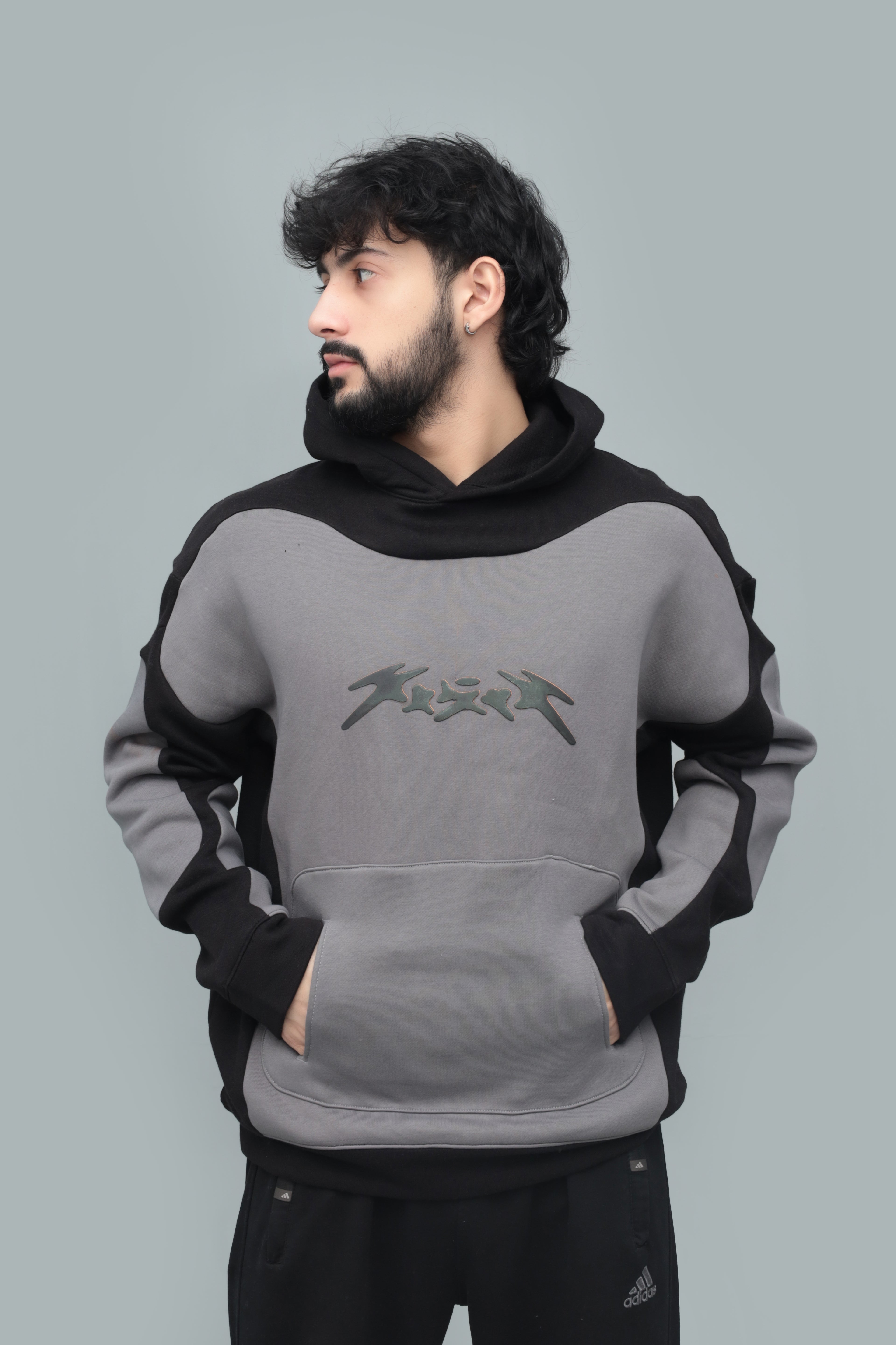 Unisex Black Panelled Baggy Hoodie – 350 GSM Heavy Fleece, Oversized Streetwear | HANGLOOM