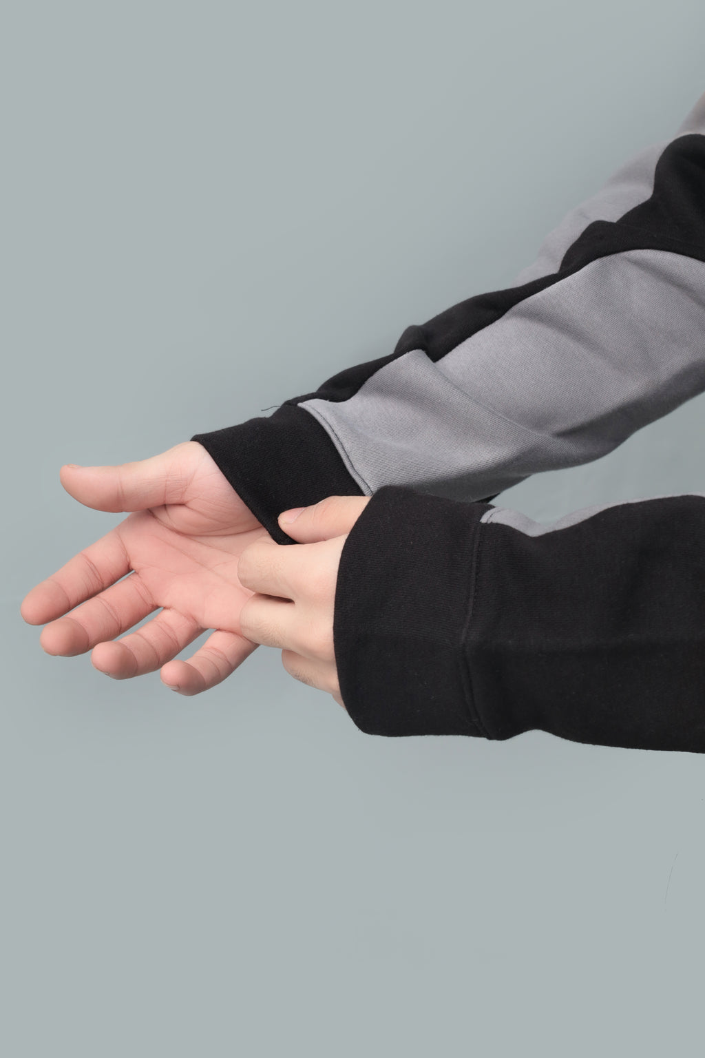 Unisex Black Panelled Baggy Hoodie – 350 GSM Heavy Fleece, Oversized Streetwear | HANGLOOM